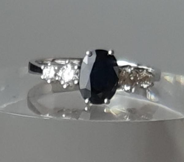 Saphir Diamantring aus 585er Weißgold, Größe 52, Gewicht: 2,5g