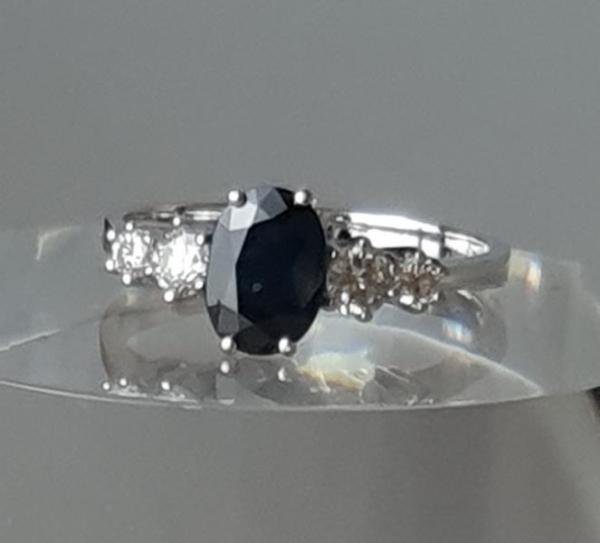 Saphir Diamantring aus 585er Weißgold, Größe 52, Gewicht: 2,5g