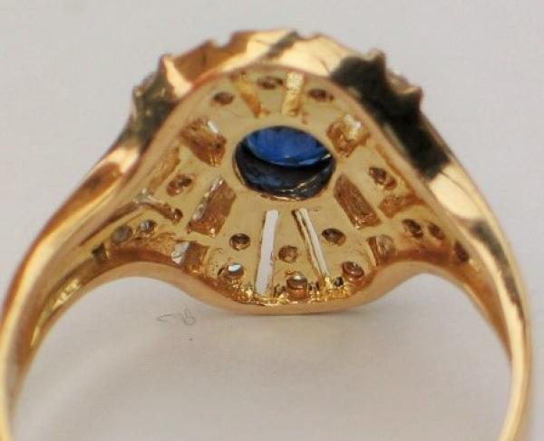 Saphir- Diamantring 0.50 ct. aus 585er Gelbgold, Größe 57, Gewicht: 3,8g