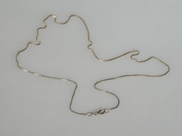 Feine Venezianerkette aus 925er Sterlingsilber, Länge 42,0 cm Gewicht: 2,0g