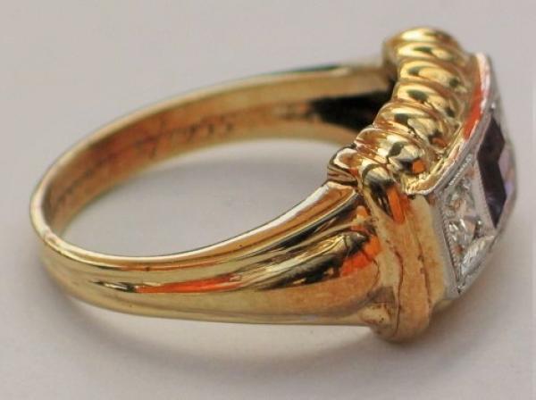 Ring aus 585er Gelbgold mit Diamanten 0.20 ct. und lila Amethyst, Größe 53, Gewicht: 7,0g