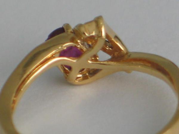 Rubin- Diamantring aus 750er Gelbgold, Größe 49, Gewicht 2,0g