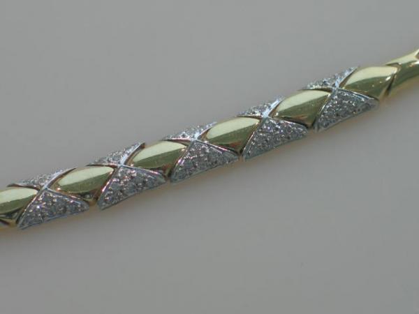 Elegantes Diamant Armband mit 0.6 ct. aus 585er Gold, Länge 18,0 cm Gewicht: 17,6g