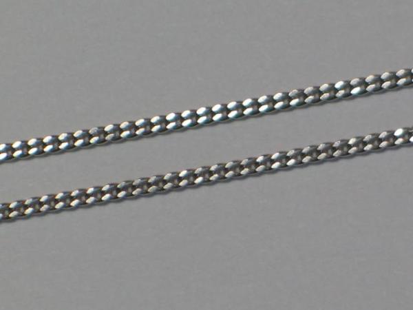 Feine Flachpanzerkette aus 925er Sterlingsilber, Länge 50,0 cm Gewicht: 1,9g