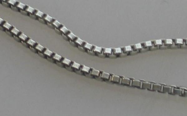 Kurze Venezianerkette aus 835er Silber, Länge: 38,0 cm, Gewicht: 3,6g