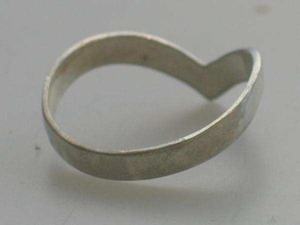 Ring aus 925er Sterlingsilber, Größe 56, Gewicht: 1,4g