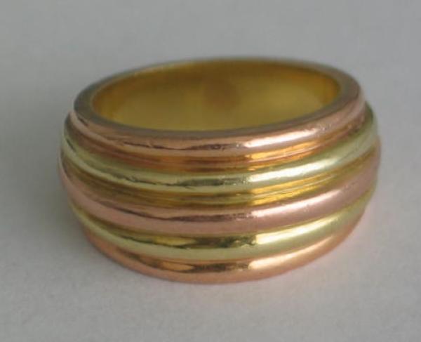 Massiver Bicolorring rot/gelb aus 585er Gold, Größe 57, Gewicht: 17,7g