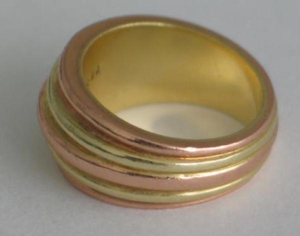 Massiver Bicolorring rot/gelb aus 585er Gold, Größe 57, Gewicht: 17,7g