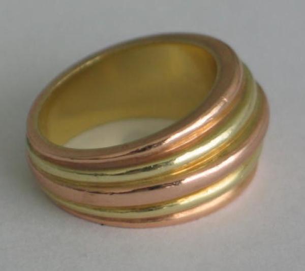 Massiver Bicolorring rot/gelb aus 585er Gold, Größe 57, Gewicht: 17,7g