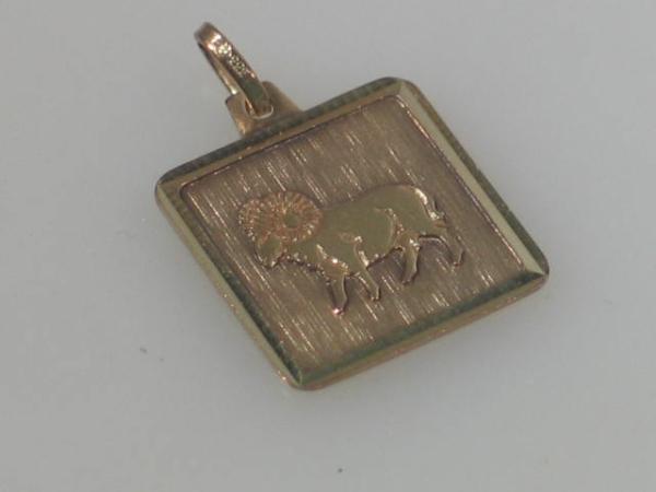 Sternzeichen Kettenanhänger "Widder" aus 333er Gold, Gewicht: 1,4g