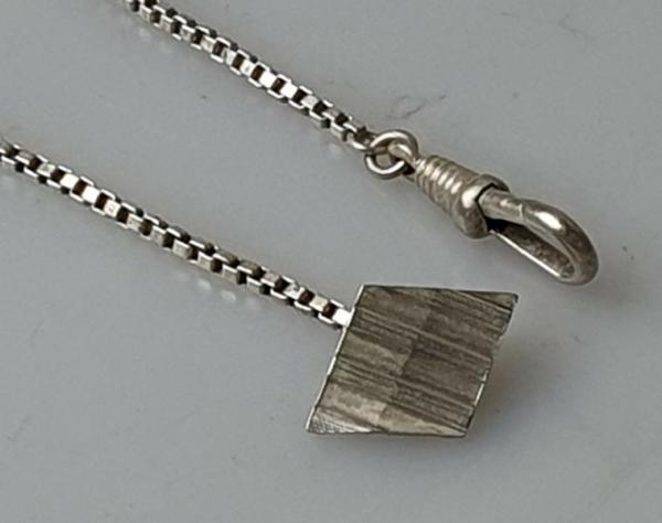 Kurze Taschenuhrenkette im Venezianerkettendesign, 835er Silber, Länge: 24,0 cm, Gewicht: 5,7g