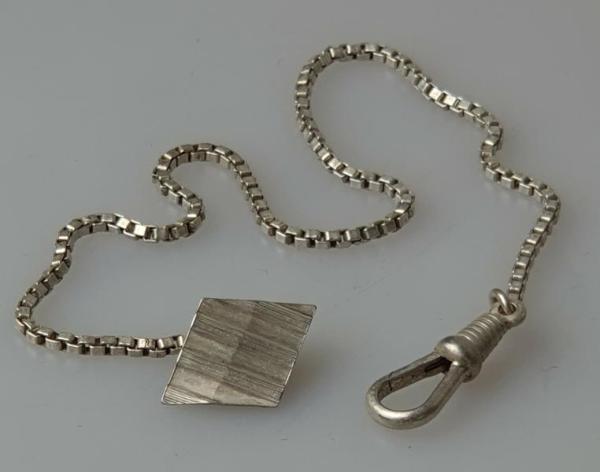 Kurze Taschenuhrenkette im Venezianerkettendesign, 835er Silber, Länge: 24,0 cm, Gewicht: 5,7g