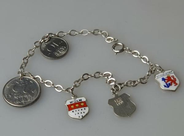 Stadtwappen- Münzanhängerarmband 800/835er Silber, Länge 19,0 cm, Gewicht: 10,3g