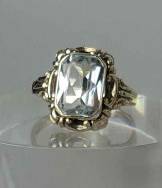 Aquamarin 2.1 ct. Goldring aus 333er Gold, Größe 51, Gewicht: 2,2g
