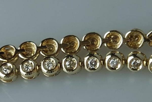 Riviere Brillantarmband 1.6 ct. Tennisarmband, 585er Gold, Länge 19,5 cm, Gewicht: 18,8g