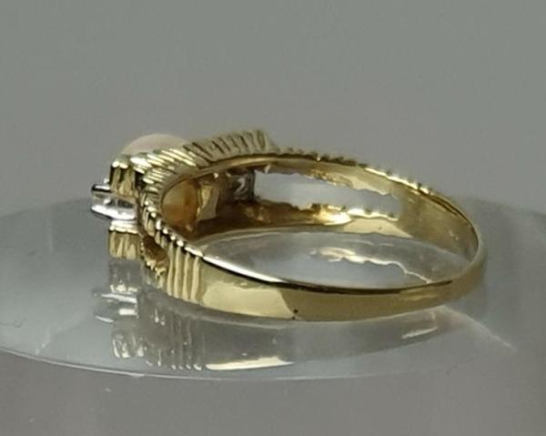 Perlenring mit Diamanten aus 585er Gold, Größe 51, Gewicht: 2,5g