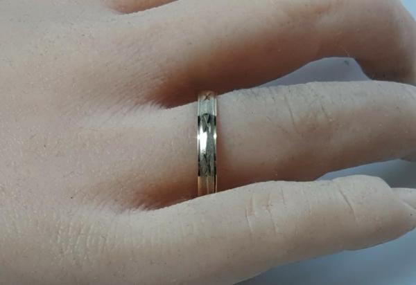 Bandring aus 333er Gold mit Muster, Größe 64, Gewicht: 1,3g