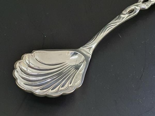 Antiksilber Löffel,-Muschelform- mit -Hildesheimer Rose- 90er Silberauflager, Gewicht: 29,8g
