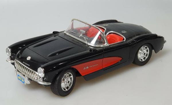 Chevrolett Corvette Roadster 1:18