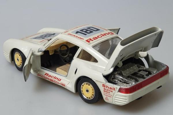 Porsche 959 Rallye 1:24