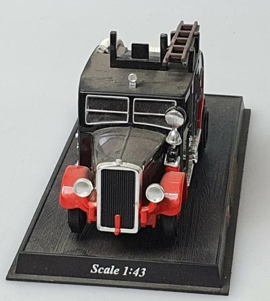 Leyland FK9 -Feuerwehr- 1:43