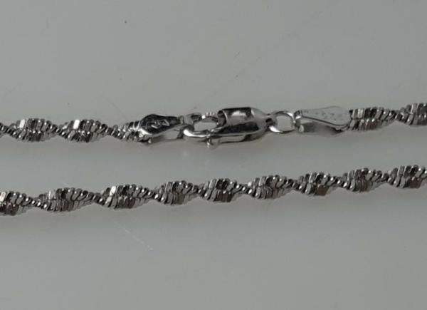 Halskette aus 925er Sterlingsilber, Länge 43,0 cm, Gewicht: 6,1g