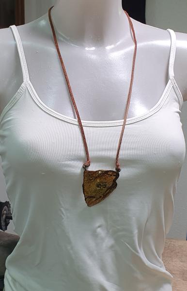 Stylische Leder Halskette mit Schmucksteinplatte "Eule", Länge: variabel Einstellbar