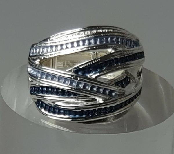 Stylischer Ring mit beweglicher Ringschiene, Größe 61