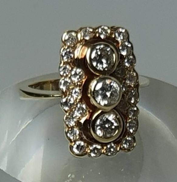 Vintage: Phantastischer Diamantring mit 29 Diamanten aus 585er Gold, Größe 55, Gewicht: 7,5g