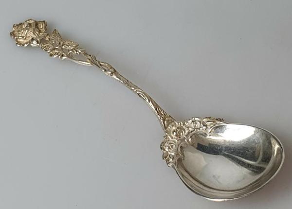 Sahnelöffel Hildesheimer Rose Rosendekor 800er Silber, Gewicht: 24,3g