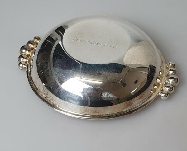 Silberschale mit perlierten Randgriffen 925er Sterlingsilber, Gewicht: 94,4g