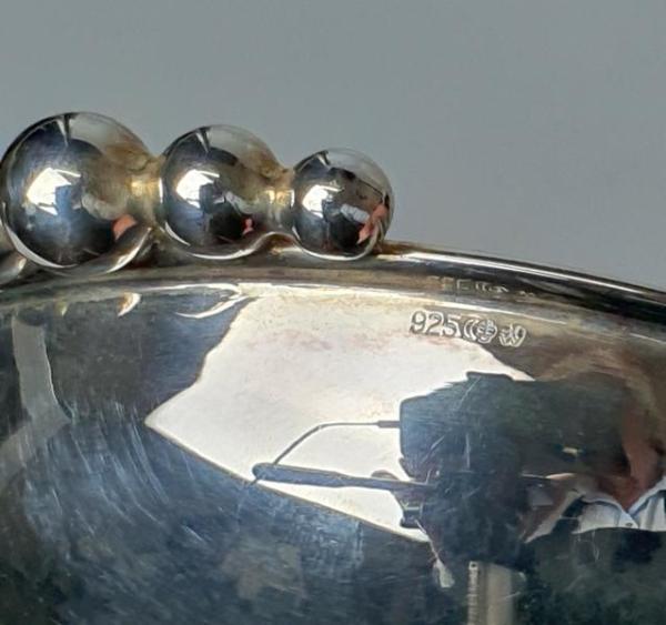 Silberschale mit perlierten Randgriffen 925er Sterlingsilber, Gewicht: 94,4g
