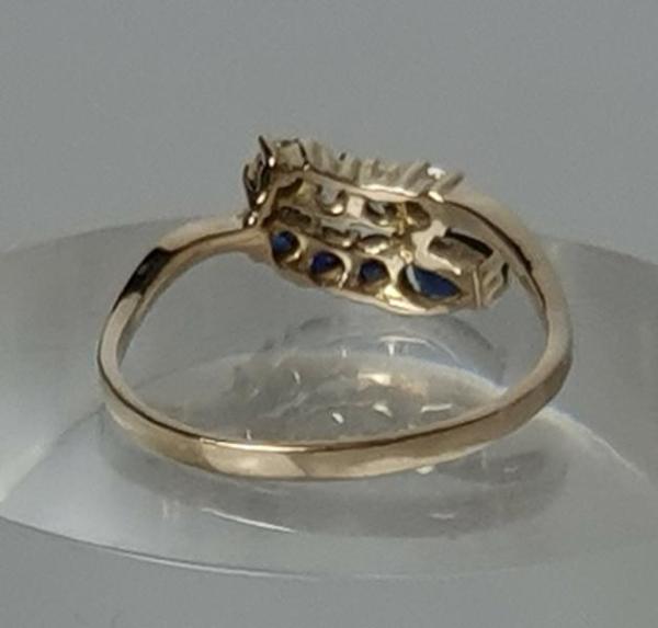 Goldring mit Saphiren und Zirkonia, 333er Gold, Größe 56, Gewicht: 1,7g