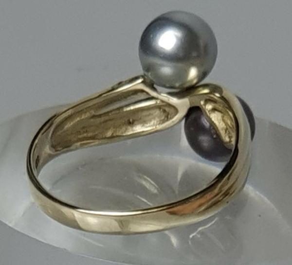 Perlenring mit Diamanten aus 585er Gold, Größe 65, Gewicht: 4,9g