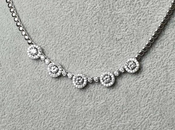 Wunderschönes Schmucksteincollier aus 925er Sterlingsilber, Länge 43,0 cm, Gewicht: 23,0g