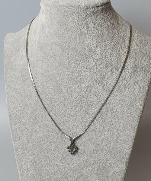 Schmucksteincollier mit Saphiren aus 925er Sterlingsilber, Länge 42 cm, Gewicht: 5,0g
