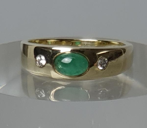 Smaragd- Diamantring, 585 Gold, Größe 55, Gewicht: 4,6g
