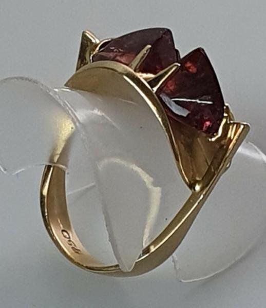 Rubellit Edelsteinsteinring aus 750er Gold, Größe: 56, Gewicht: 8,6g