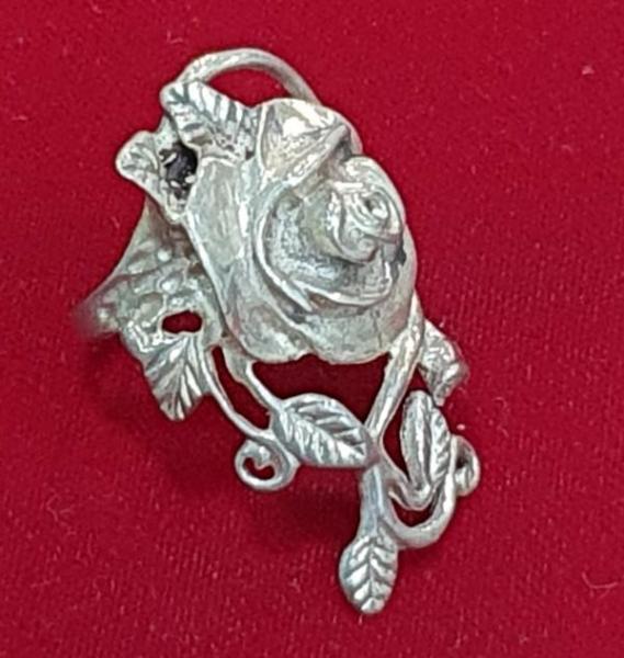 Vintage: Ring Rosenmotiv aus 855er Silber, Größe 55, Gewicht. 8,2g