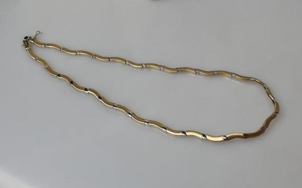 Bicolor Wellen Halskette aus 585er Gelb- und Weißgold, Länge ca. 42-45 cm, Gewicht: 27,2g
