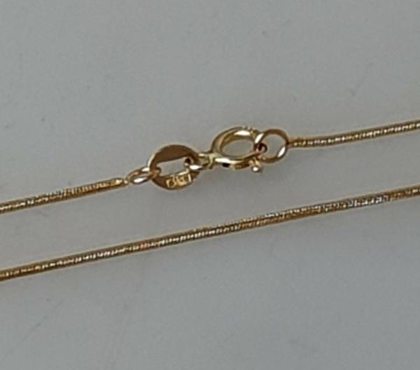 Schlangenhalskette aus 585er Gold, Länge: 45,5 cm, Gewicht: 3,5g