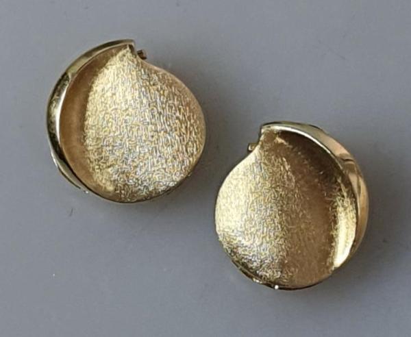 Button Ohrclips aus 585er Gold, mattiert, Gewicht: 7,6g