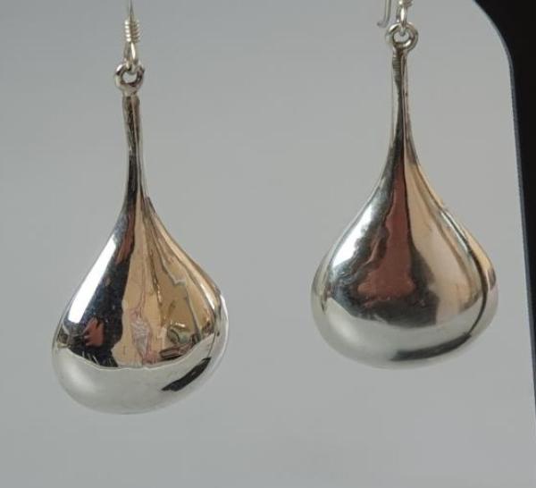 Ohrhänger -Tropfen- aus 925er Sterlingsilber, Gewicht: 6,8g  Mod. 1