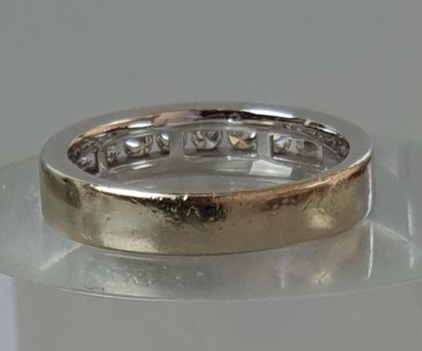 Diamantring aus 585er Weissgold mit 0.55 Karat, Größe 56, Gewicht: 6,1g