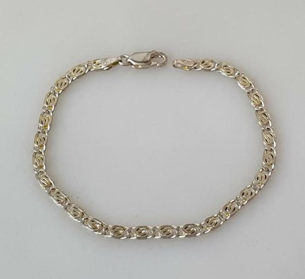 Armband im Mänder Design aus 925er Sterlingsilber, Länge 19,0 cm Gewicht: 5,3g