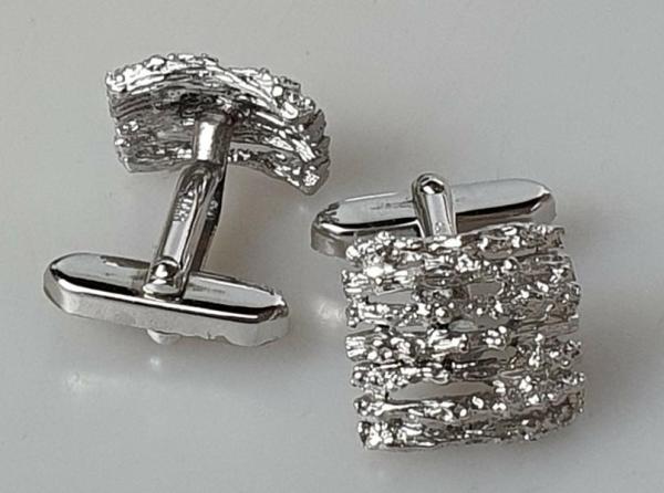 Manschettenknöpfe im Borkendesign aus 800er Silber, Gewicht: 11,4g