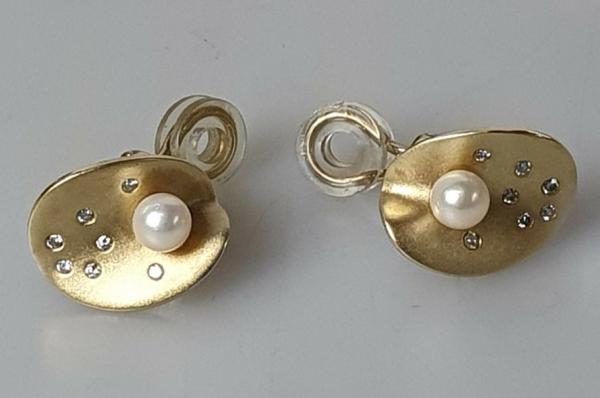 Handarbeit Mattierte Perlen Diamant Ohrclips aus 585er Gold, Gewicht: 12,1g