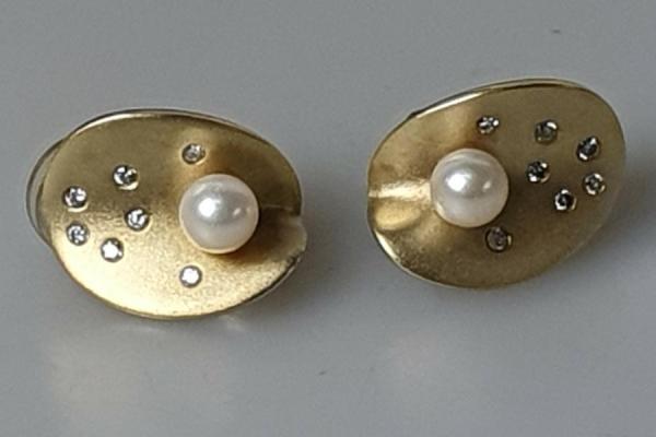 Handarbeit Mattierte Perlen Diamant Ohrclips aus 585er Gold, Gewicht: 12,1g