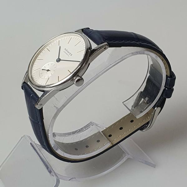 Glashütte Nomos Orion 33, Modell 1039