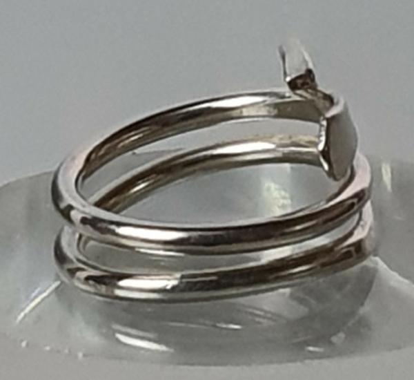 Ring aus 925er Sterlingsilber, Größe 51, Gewicht: 4,7g